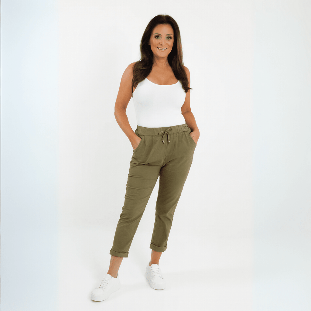 Stretchy Plain Trousers / Jeans with Side Pockets