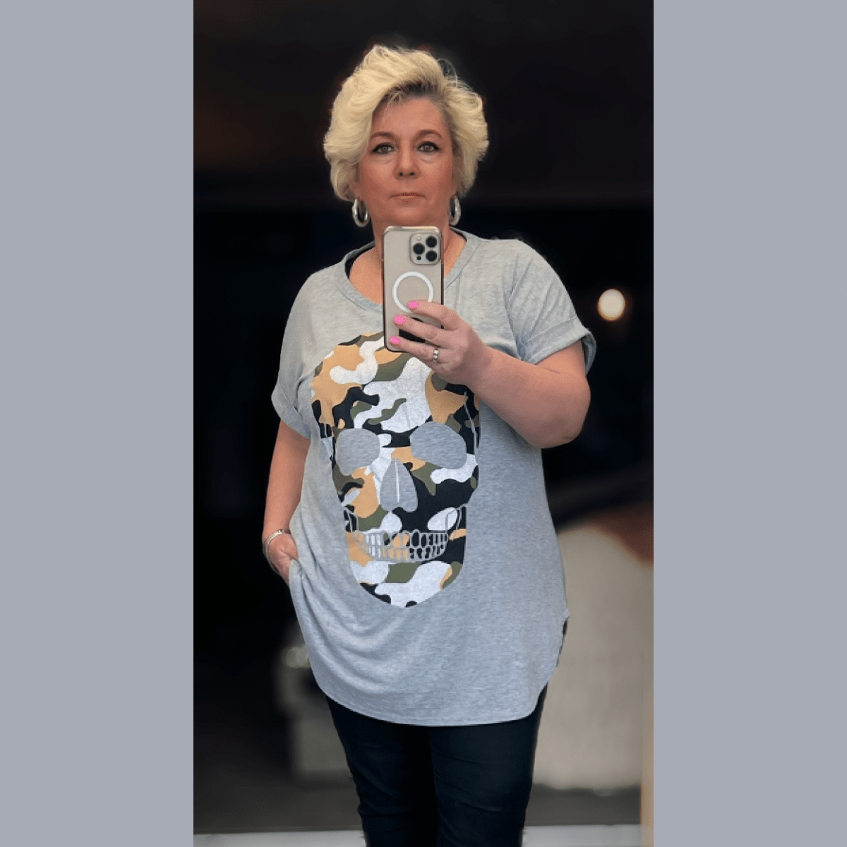 Dipped Hem Short Sleeve Glitter Skull T-Shirt