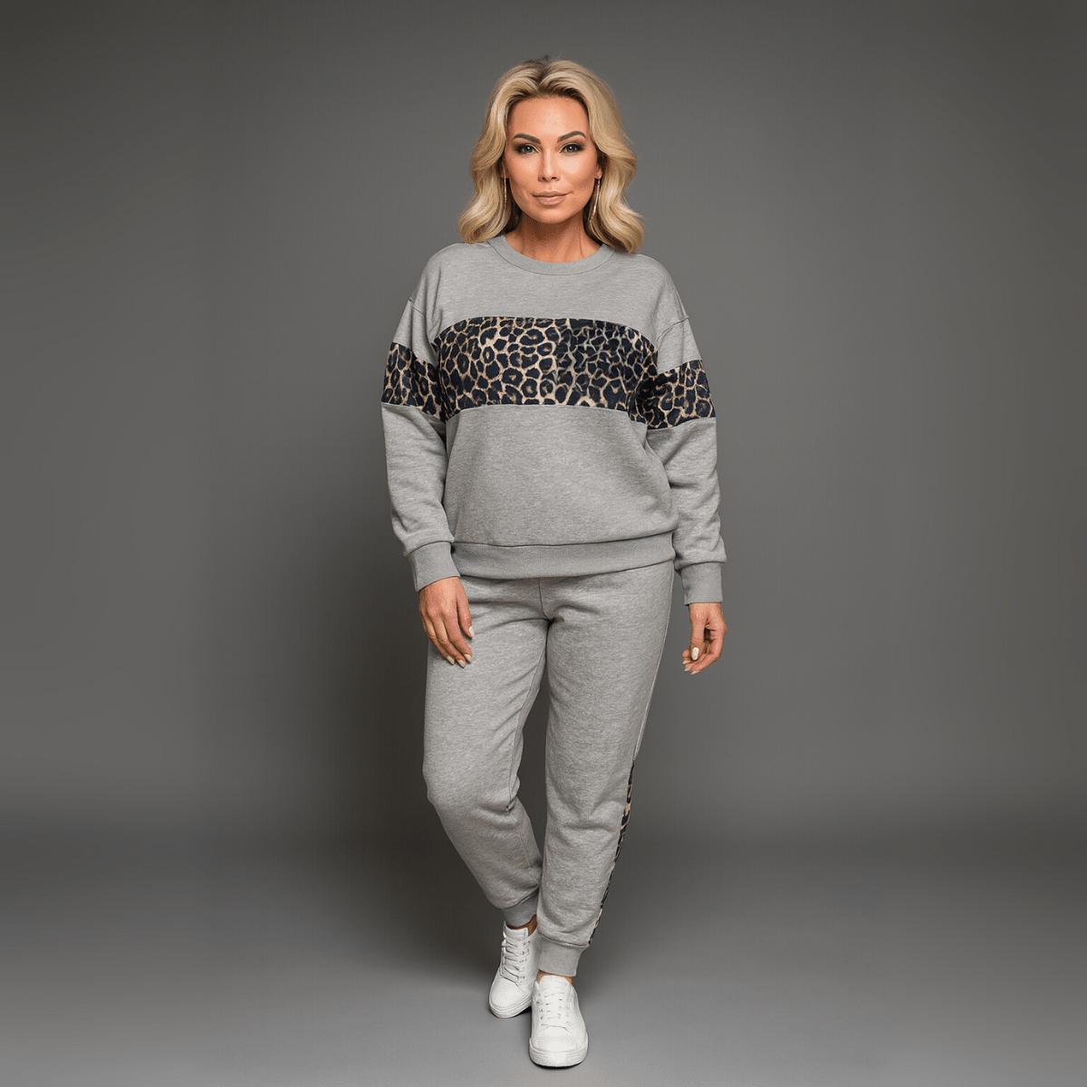 Tracksuit with Straight Leopard Panels