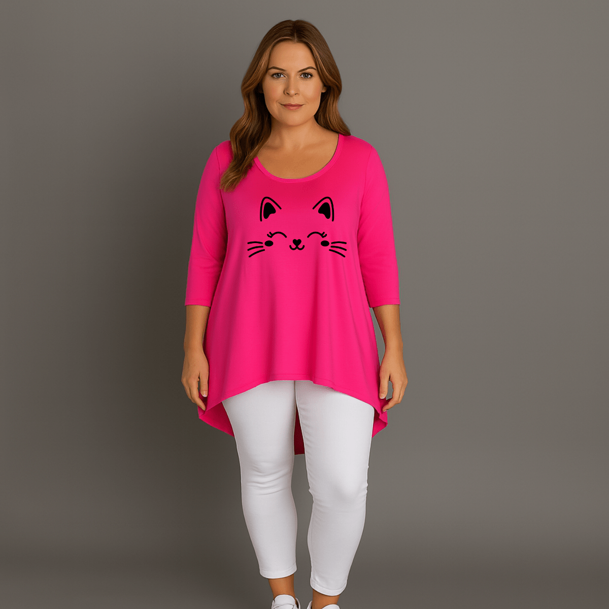Cat Face 3/4 Sleeve Dipped Hem Top
